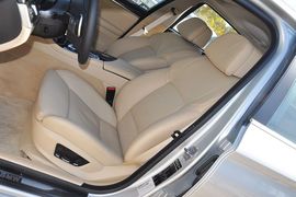2013款宝马535Li行政型