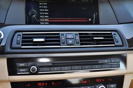 2013款宝马535Li行政型