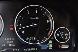 2013款宝马535Li行政型