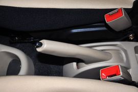 2012款吉利全球鹰熊猫1.0L手动标准型