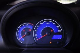 2012款吉利全球鹰熊猫1.0L手动标准型