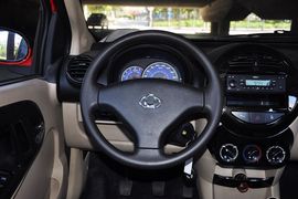 2012款吉利全球鹰熊猫1.0L手动标准型