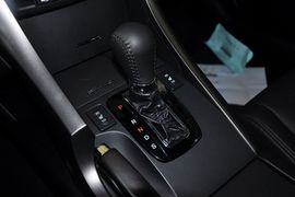 2013款本田思铂睿2.4L豪华版