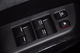 2013款本田音赛特1.3L