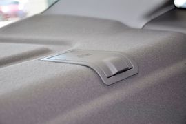 2012款福特福克斯三厢1.6L手自一体舒适型