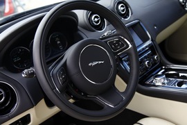 2013款捷豹XJL