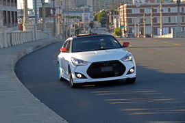 2012款现代Veloster