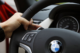 2013款华晨宝马X1试驾