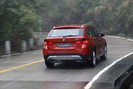 2013款华晨宝马X1试驾