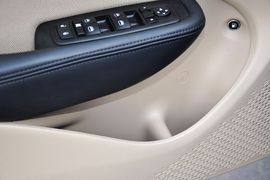 2012款菲亚特菲翔1.4T手动悦享版