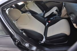 2012款菲亚特菲翔1.4T手动悦享版