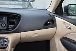 2012款菲亚特菲翔1.4T手动悦享版