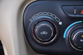 2012款菲亚特菲翔1.4T手动悦享版