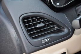 2012款菲亚特菲翔1.4T手动悦享版