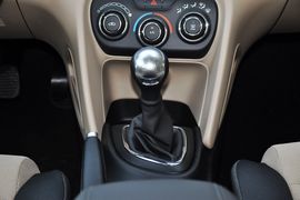 2012款菲亚特菲翔1.4T手动悦享版