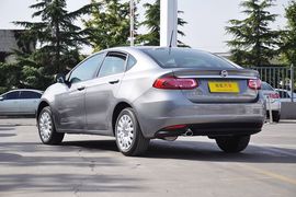 2012款菲亚特菲翔1.4T手动悦享版