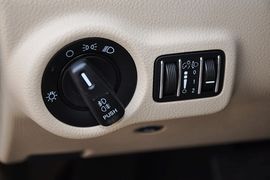 2012款菲亚特菲翔1.4T自动劲享版