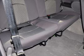 2013款风行菱智1.6L手动豪华型