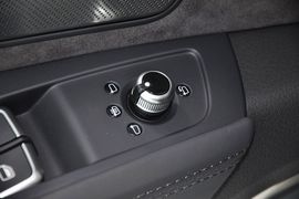 2013款奥迪S8