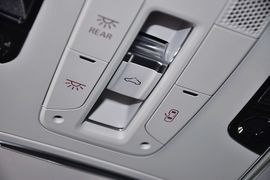 2013款奥迪S8