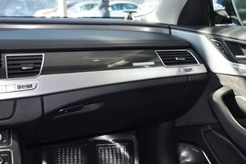 2013款奥迪S8