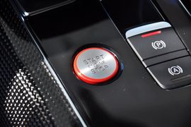 2013款奥迪S8