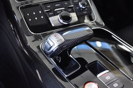 2013款奥迪S8