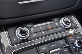 2013款奥迪S8