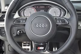 2013款奥迪S8