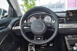 2013款奥迪S8