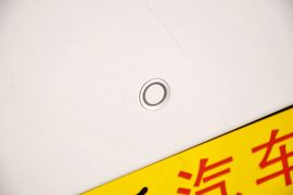 2012款荣威E50纯电动车