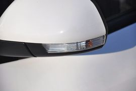 2012款荣威E50纯电动车