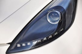 2012款荣威E50纯电动车