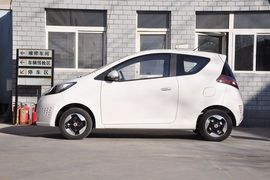 2012款荣威E50纯电动车