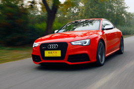 2012款奥迪RS5