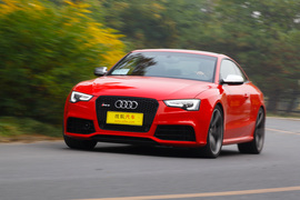 2012款奥迪RS5