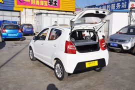 2013款铃木奥拓1.0L自动豪华型
