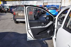 2013款铃木奥拓1.0L自动豪华型