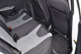 2013款铃木奥拓1.0L自动豪华型