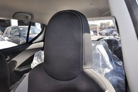 2013款铃木奥拓1.0L自动豪华型