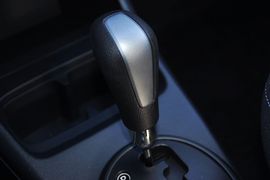 2013款铃木奥拓1.0L自动豪华型