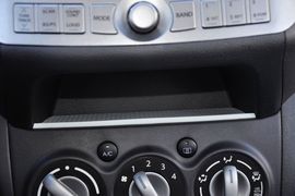 2013款铃木奥拓1.0L自动豪华型