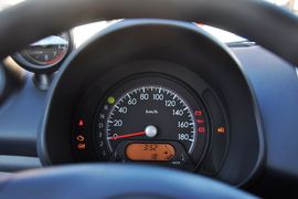 2013款铃木奥拓1.0L自动豪华型