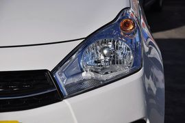 2013款铃木奥拓1.0L自动豪华型