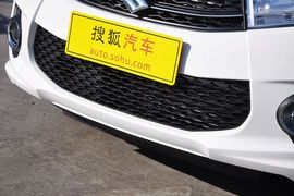 2013款铃木奥拓1.0L自动豪华型