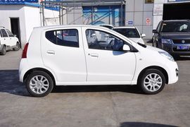 2013款铃木奥拓1.0L自动豪华型