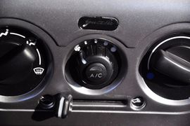 2012款铃木羚羊1.3L手动舒适型