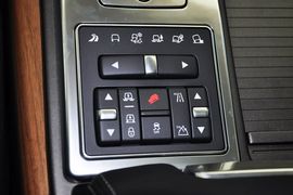 2013款路虎揽胜运动版3.0TDV6