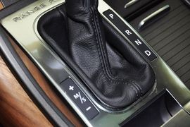 2013款路虎揽胜运动版3.0TDV6