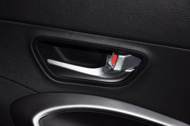 2013款北京现代全新胜达2.4GDi自动四驱型
